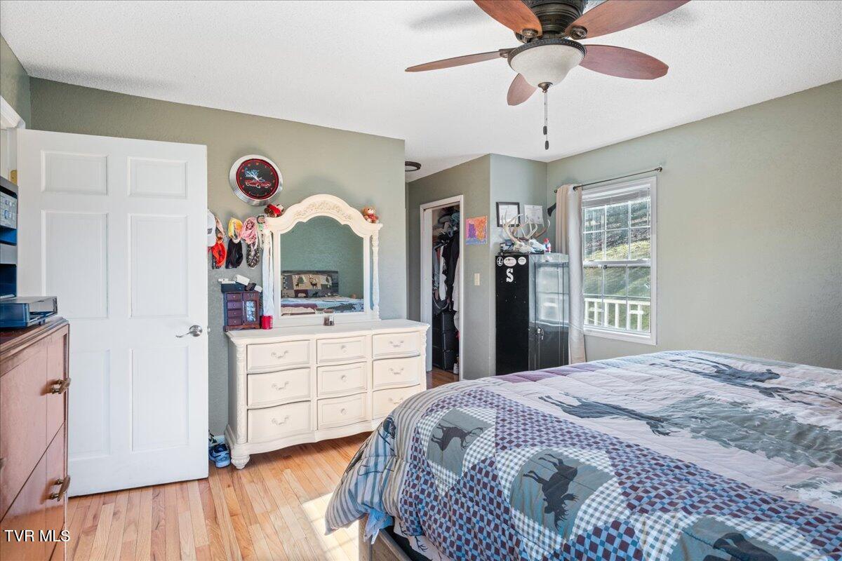 117 Middle Avenue Cleveland, VA 24225 - Photo 24 of 32 10-WBP-Middle-Ave-30