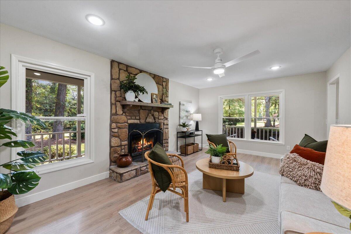 1282 Starline Drive Summerville, SC 29486 - Photo 21 of 48 21-Barclay Media Co 0-17