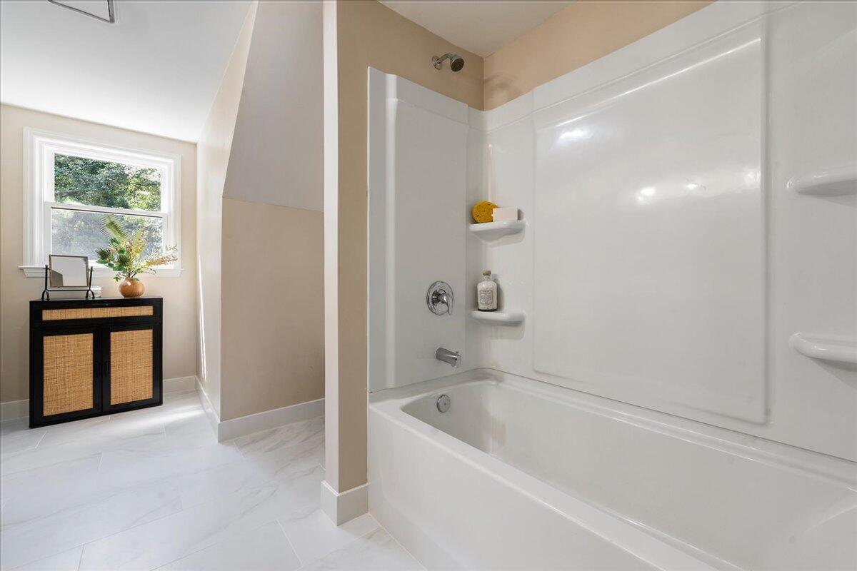 1282 Starline Drive Summerville, SC 29486 - Photo 35 of 48 40-Barclay Media Co 0-37