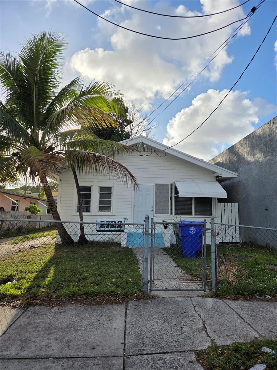 2722 Northwest 23rd Avenue Miami, FL 33142 - Photo 1 of 7