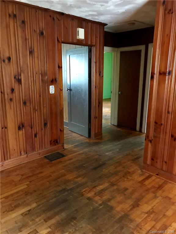 3011 Starnes Road Charlotte, NC 28214 - Photo 14 of 22 Gallery Image 14