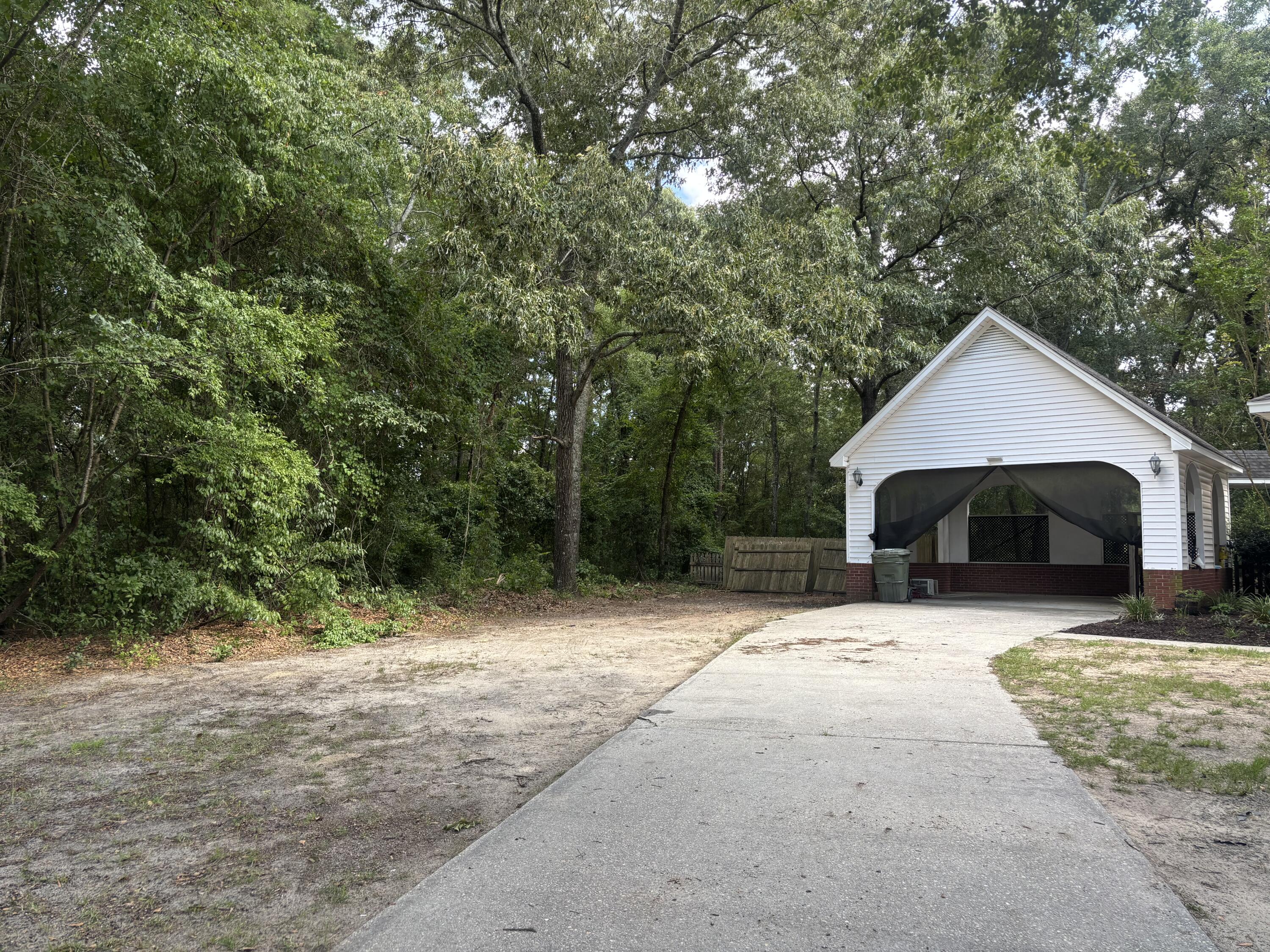 40 Club Forest Court Sumter, SC 29154 - Photo 9 of 61