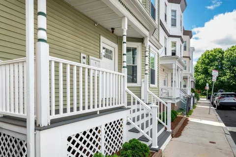 $639,000 | 20 Maryland Street, Unit 2, Boston, MA 02125