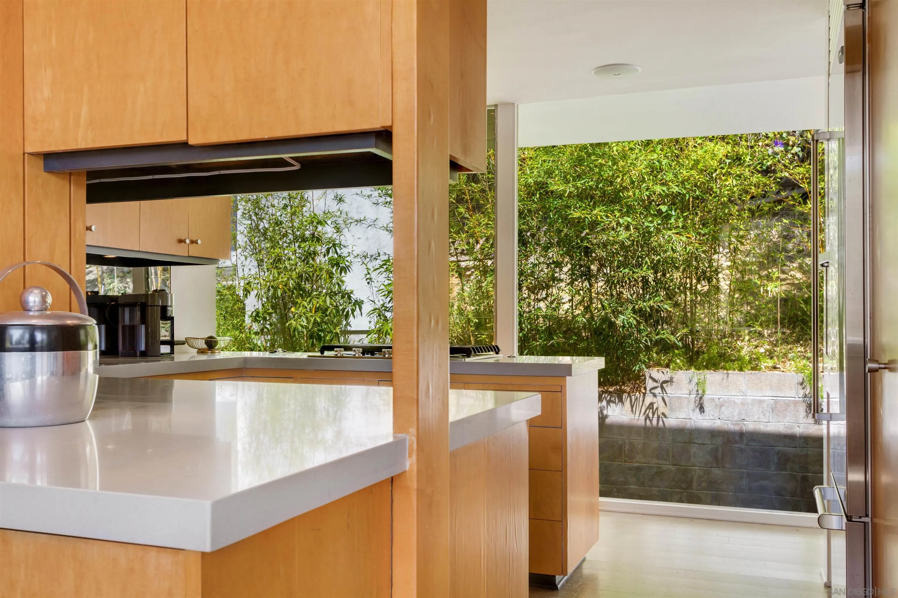 5622 Linda Rosa Avenue La Jolla, CA 92037 - Photo 19 of 41