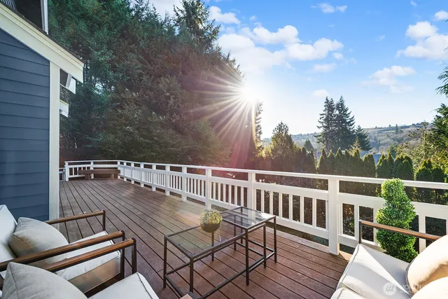 $1,875,000 | 6512 150th Place Southeast, Bellevue, WA 98006