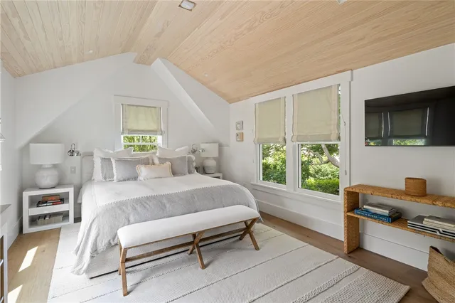 $25,000 | 81 Roseneath Avenue, Newport, RI 02840