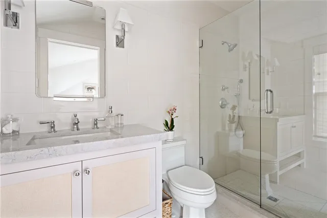 $25,000 | 81 Roseneath Avenue, Newport, RI 02840