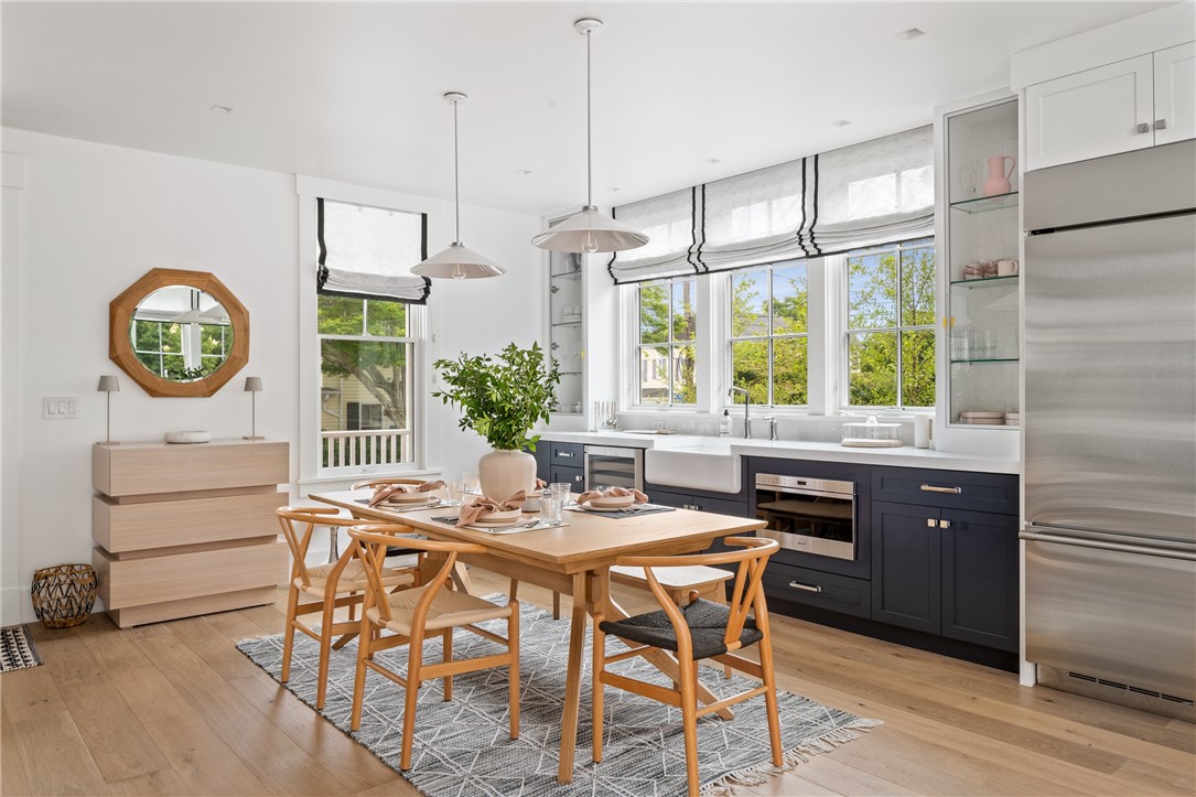 81 Roseneath Avenue Newport, RI 02840 - Photo 3 of 29