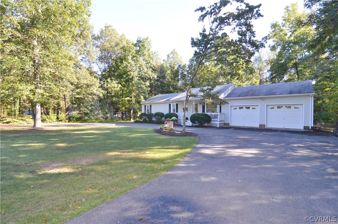 767 Rosebud Run Aylett, VA 23009 - Photo 2 of 15