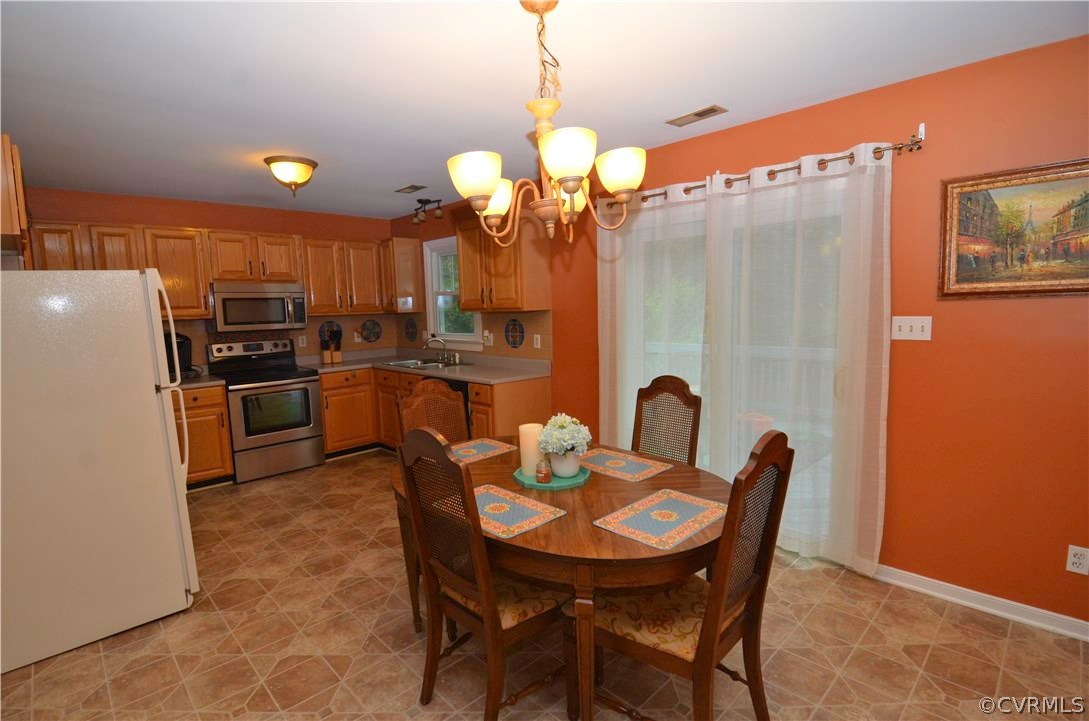 767 Rosebud Run Aylett, VA 23009 - Photo 3 of 15