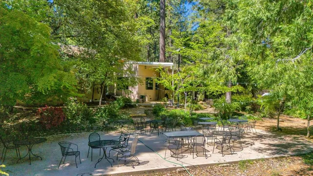 $475,000 | 841 Dogwood Drive, Unit 1, Murphys, CA 95247