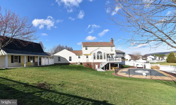 $595,000 | 102 Bachtell Circle, Smithsburg, MD 21783