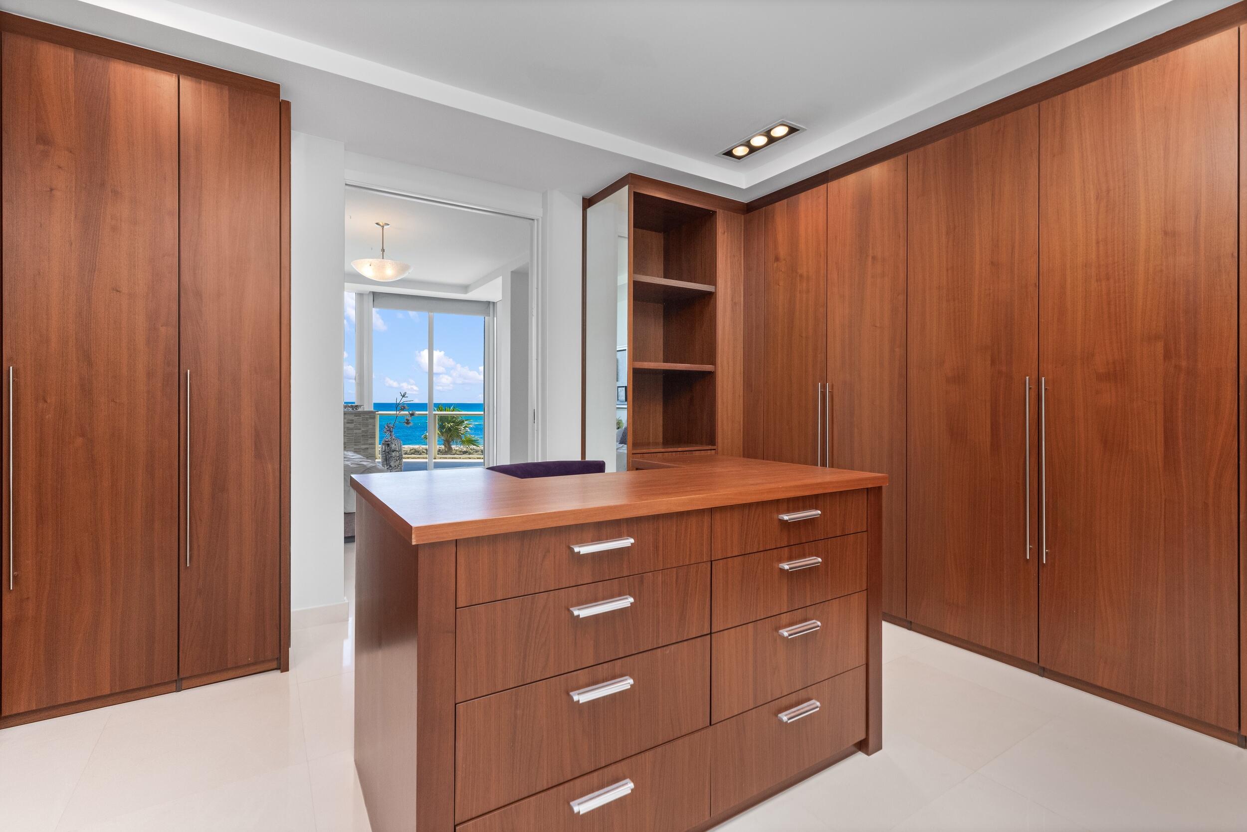 1000 South Ocean Boulevard, Unit 103 Boca Raton, FL 33432 - Photo 15 of 61 Primary closet