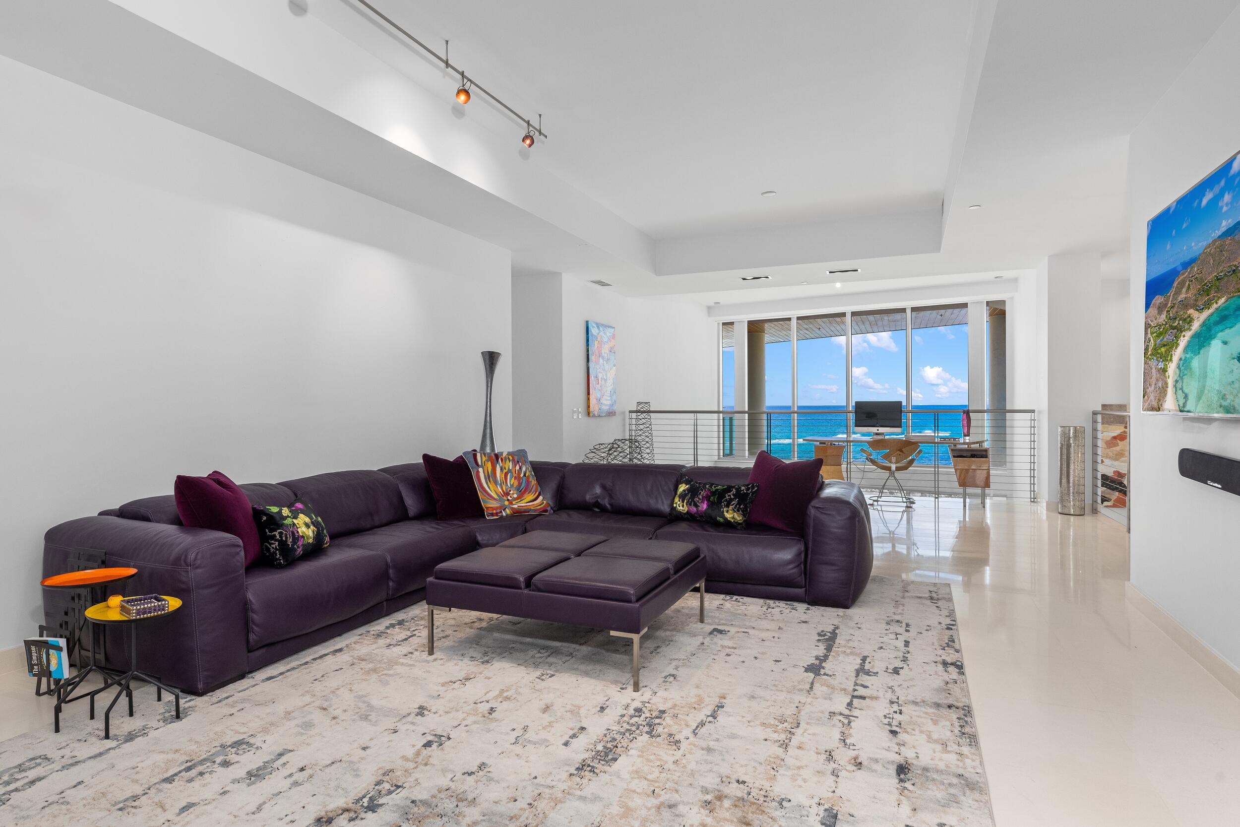 1000 South Ocean Boulevard, Unit 103 Boca Raton, FL 33432 - Photo 33 of 61 Upstairs living area