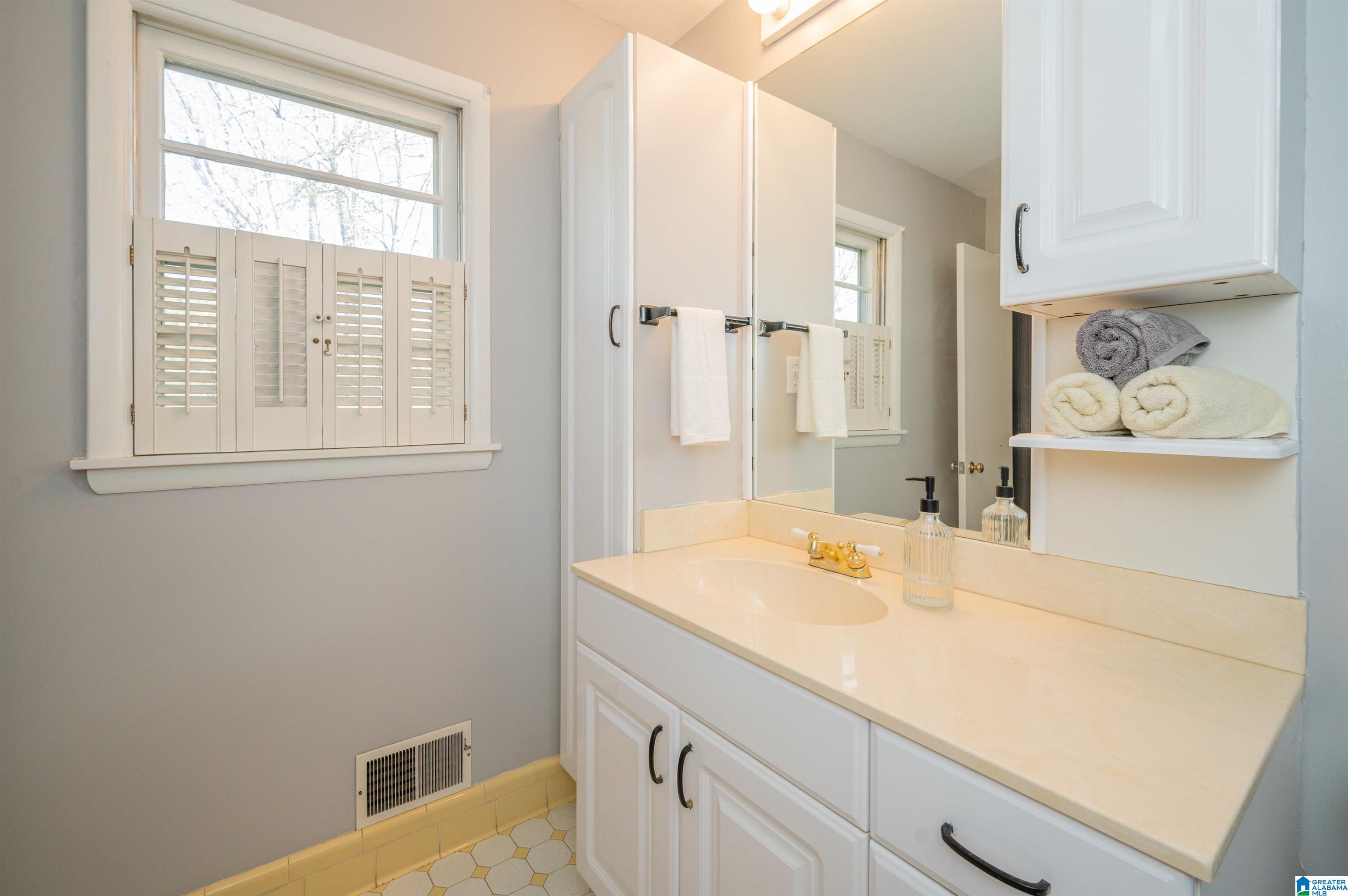 3405 Ridgecrest Drive Birmingham, AL 35216 - Photo 31 of 50