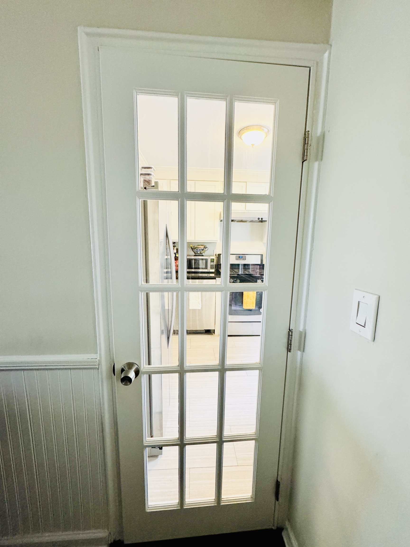 71 Strawberry Hill Avenue, Unit 421 Stamford, CT 06902 - Photo 11 of 31 a view of a window