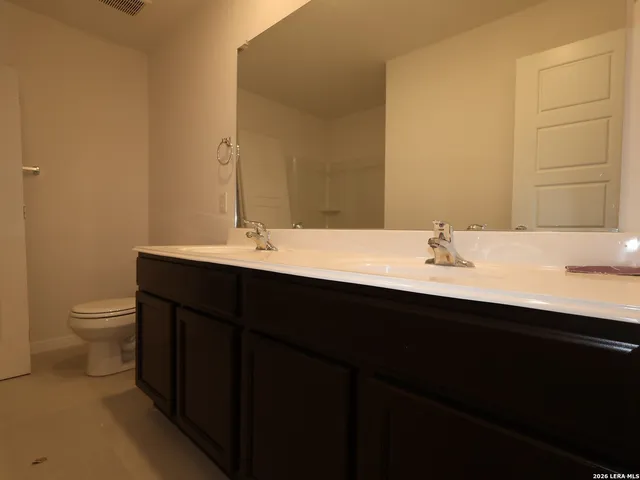 $379,990 | 105 Greeley Drive, Floresville, TX 78114