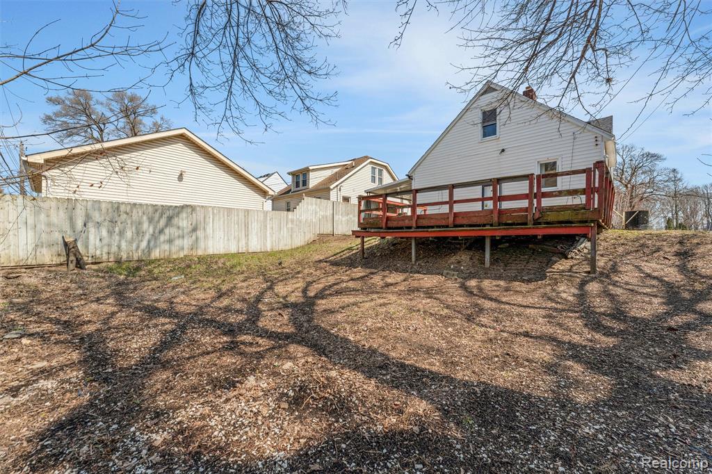 917 North Perry Street Pontiac, MI 48340 - Photo 36 of 37
