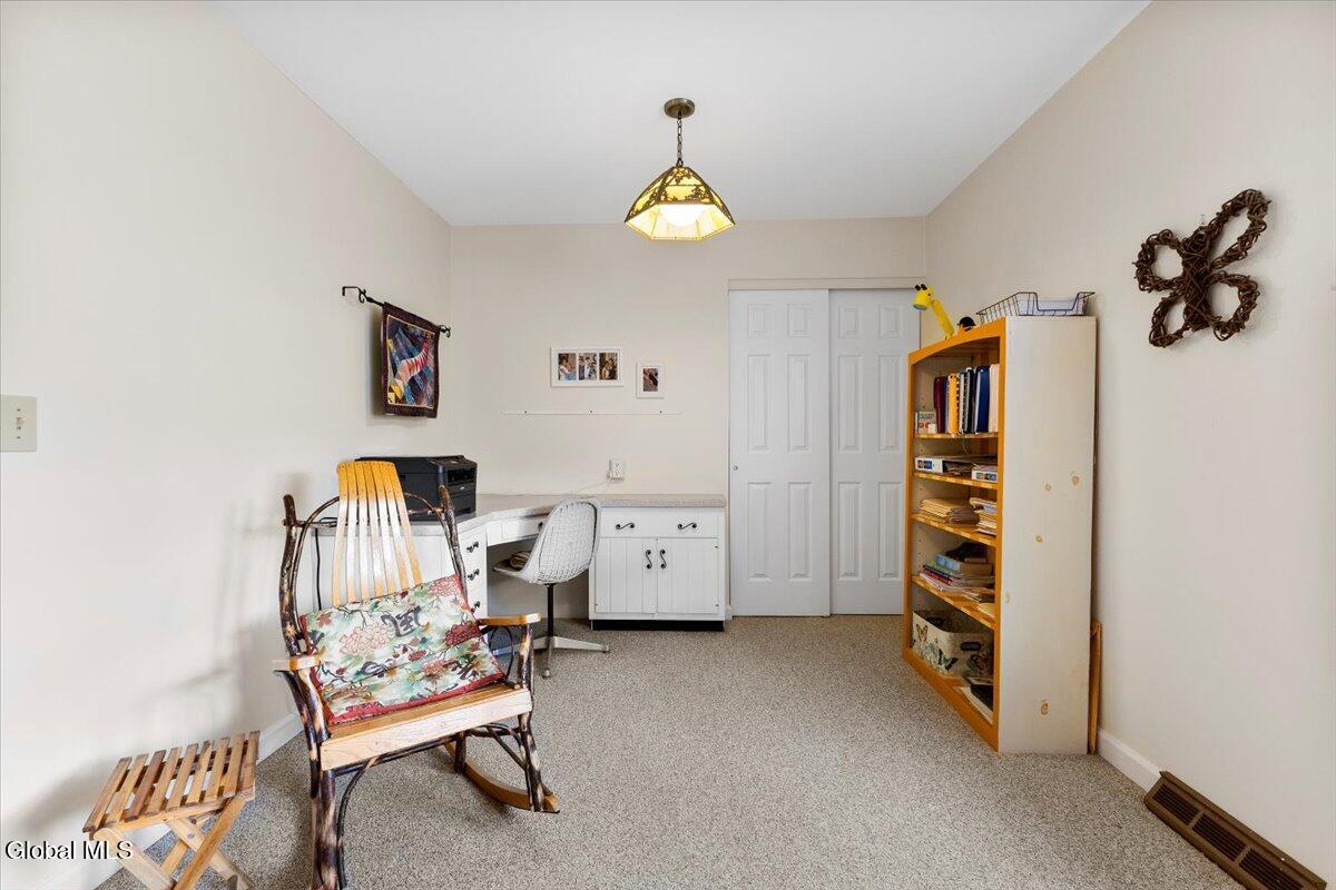 18 Quincy Road Bethlehem, NY 12077 - Photo 16 of 41 22-IMG_3060