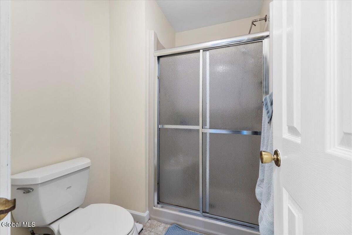 18 Quincy Road Bethlehem, NY 12077 - Photo 25 of 41 30-IMG_3139