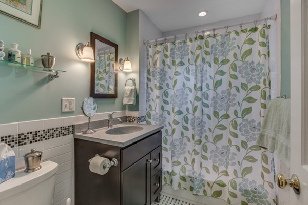 38 Hillcrest Road Reading, MA 01867 - Photo 25 of 30 Gallery Image 25