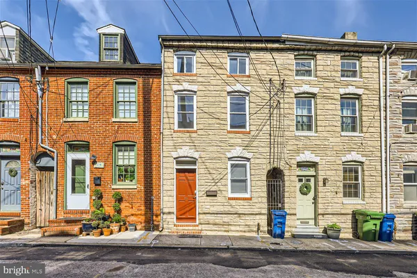 $2,495 | 521 South Dallas Street, Baltimore, MD 21231