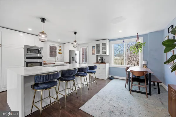 $4,750 | 125 East Moreland Avenue, Philadelphia, PA 19118