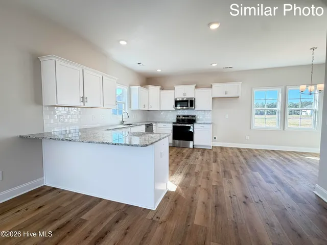 $369,900 | 750 Aria Lane, Hubert, NC 28539