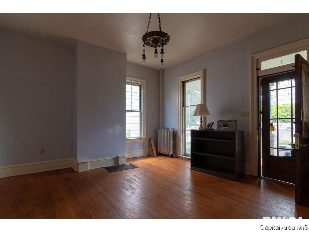718 South 8th Street Springfield, IL 62703 - Photo 3 of 8