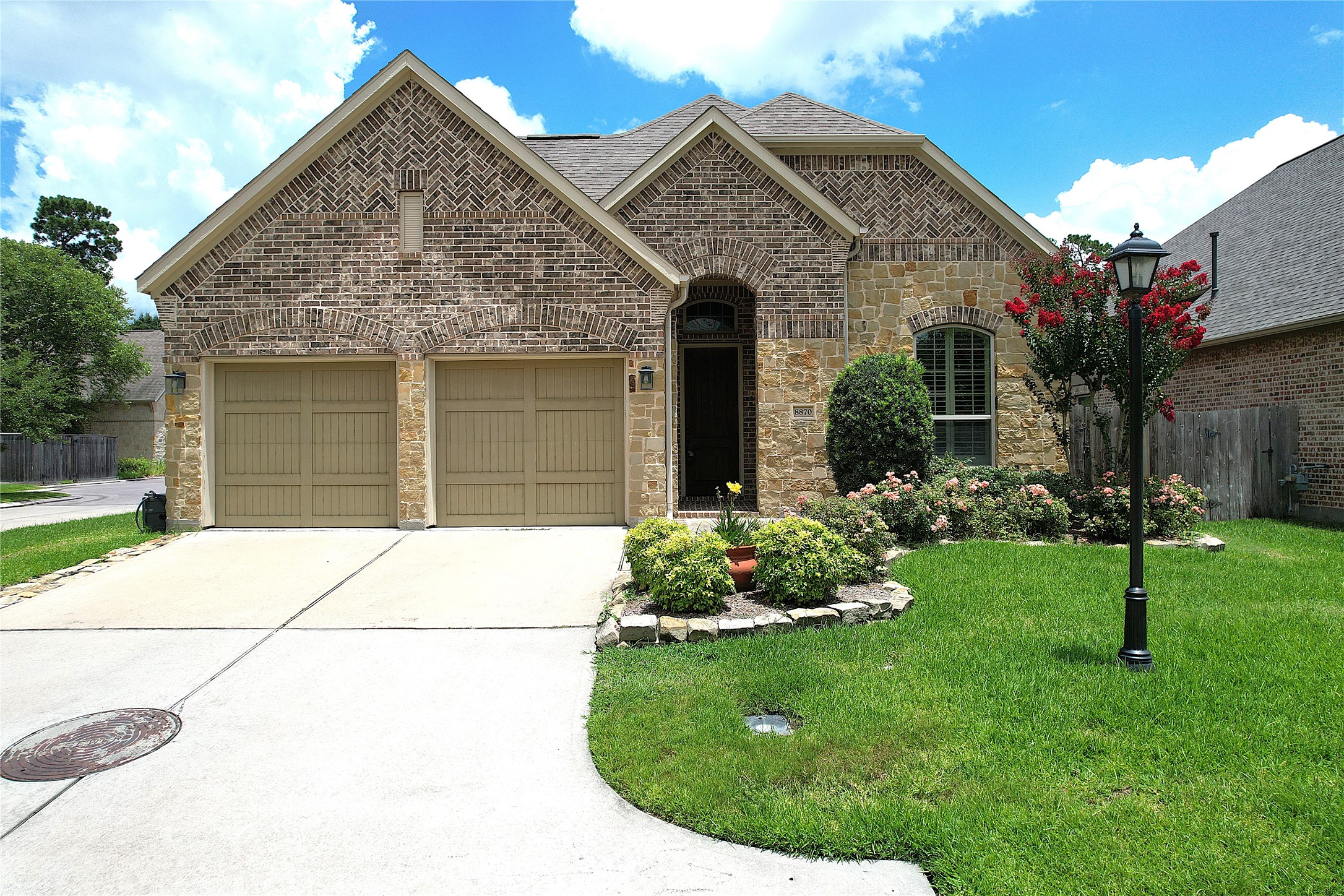 8870 Van Allen Drive Spring, TX 77381 - Photo 1 of 27