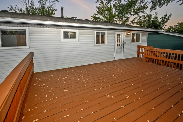 $400,000 | 632 Grace Lane, Schaumburg, IL 60193