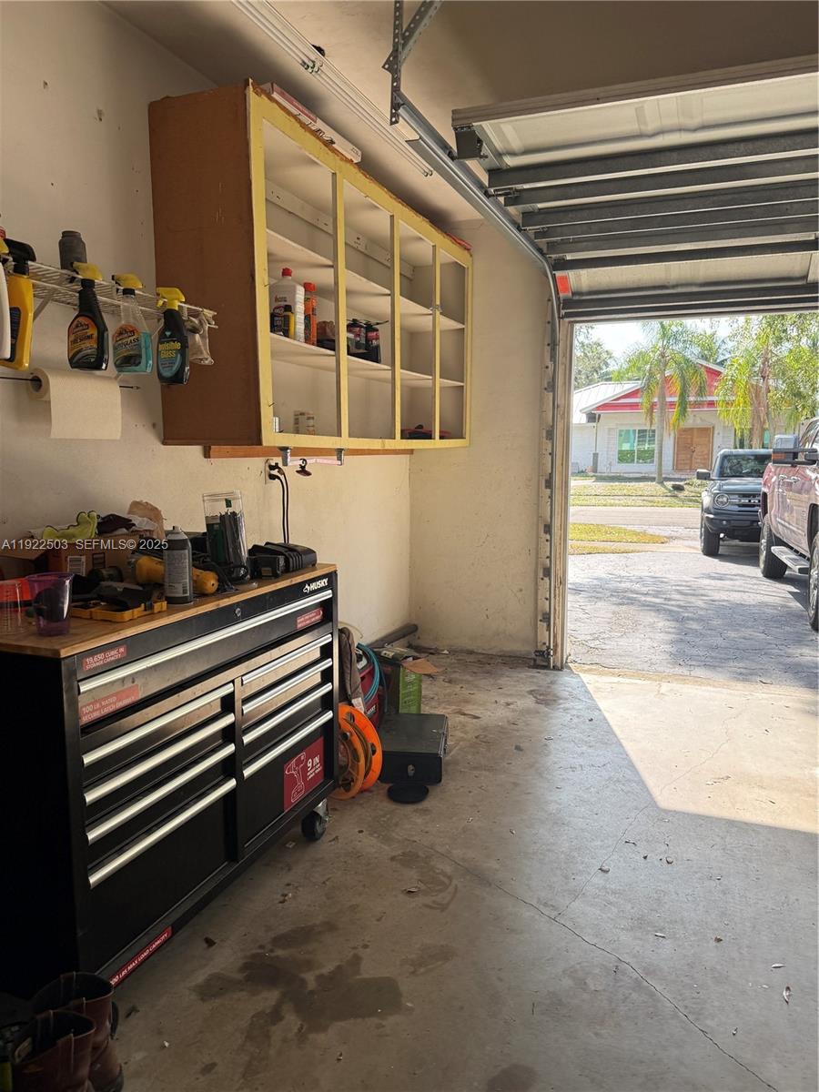 7441 Southwest 19th Street Plantation, FL 33317 - Photo 29 of 31