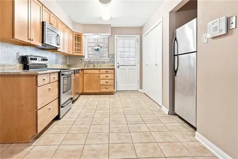 $145,000 | 2824 Steamship Circle, Unit K, New Orleans, LA 70123