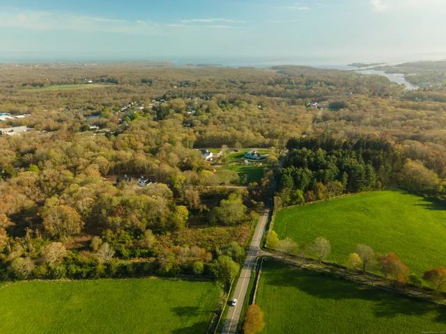 $324,900 | 106 South Anguilla Road, Stonington, CT 06379