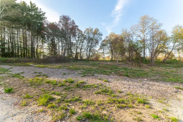 $324,900 | 106 South Anguilla Road, Stonington, CT 06379