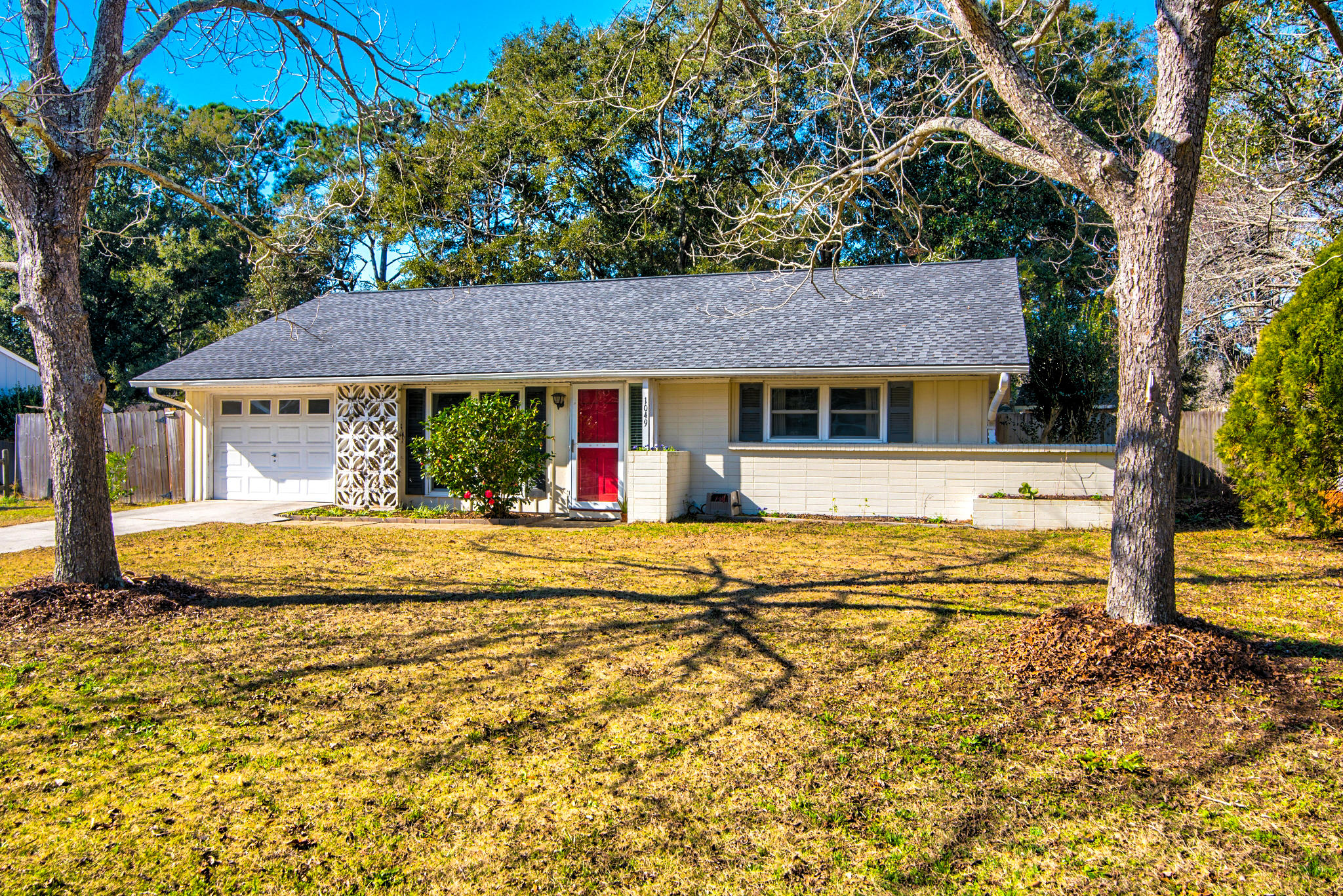 1049 Valley Road Charleston, SC 29412 - Photo 1 of 29 1049 Valley-36
