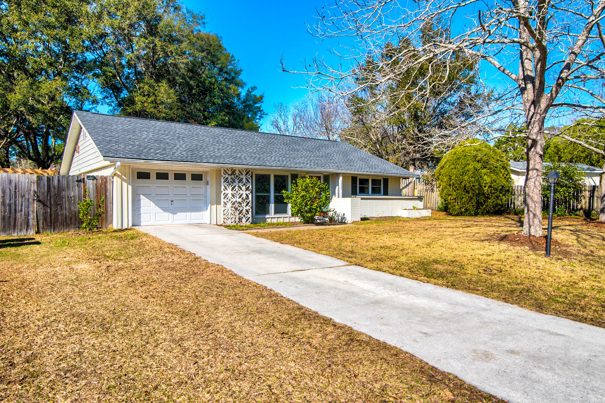 1049 Valley Road Charleston, SC 29412 - Photo 2 of 29 1049 Valley-33
