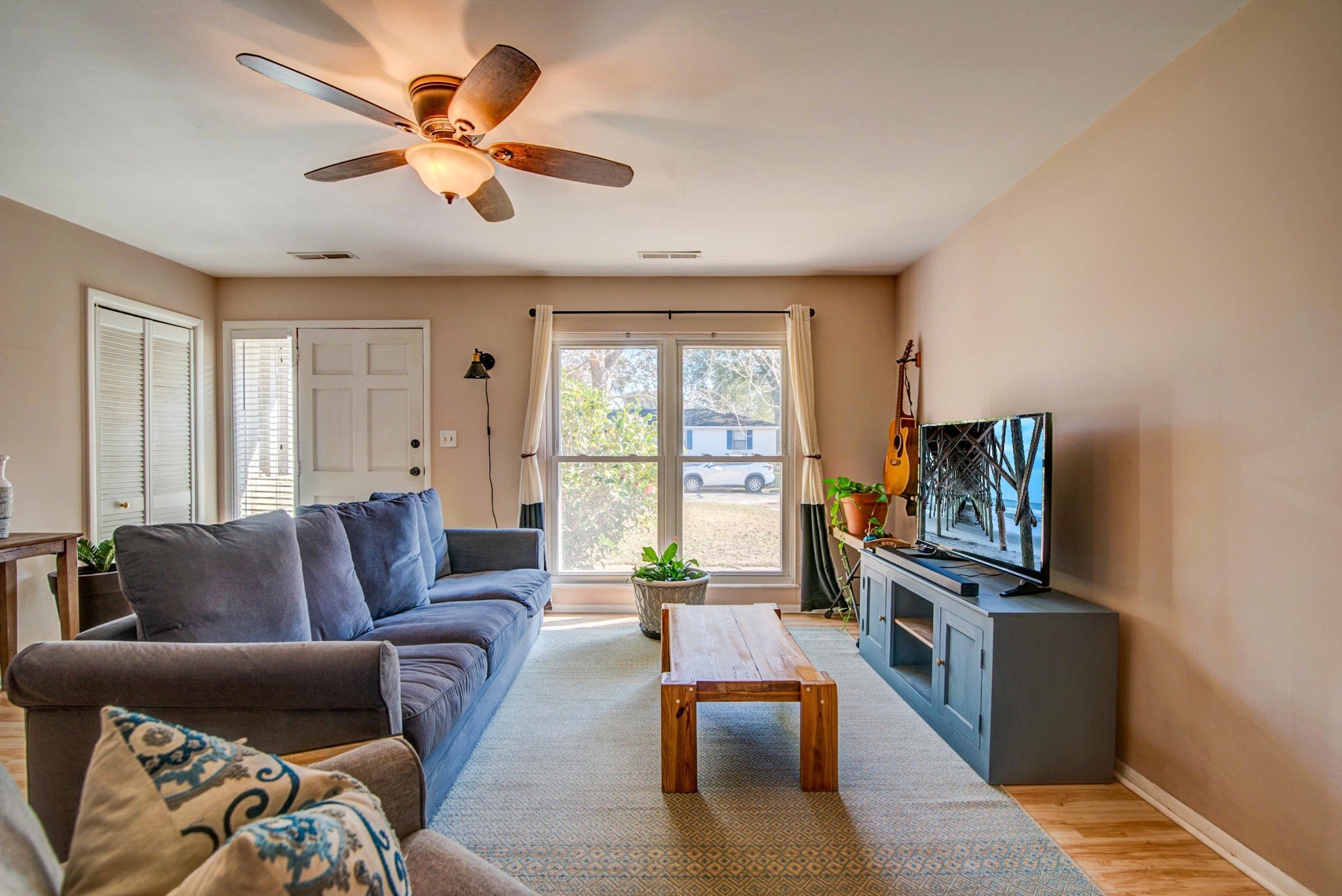 1049 Valley Road Charleston, SC 29412 - Photo 3 of 29 1049 Valley-11
