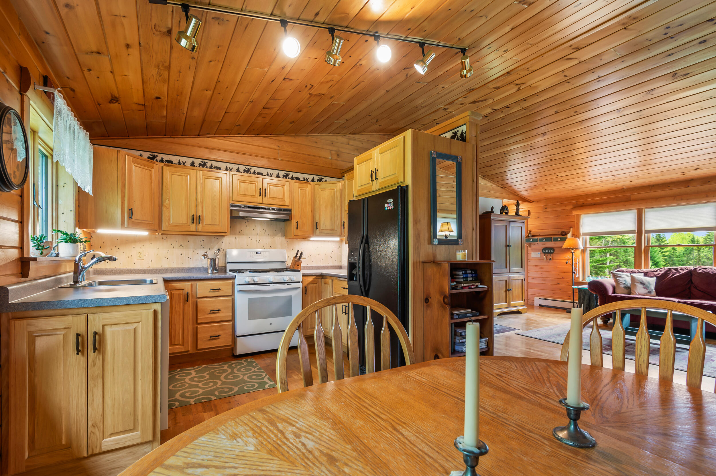 62 Antler Way Rangeley, ME 04970 - Photo 4 of 46 _JRV0803