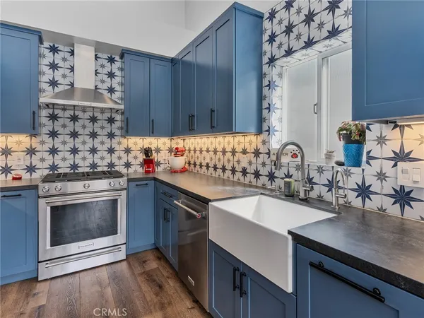 $1,599,000 | 3506 Blossom Lane, Unit C, Redondo Beach, CA 90278