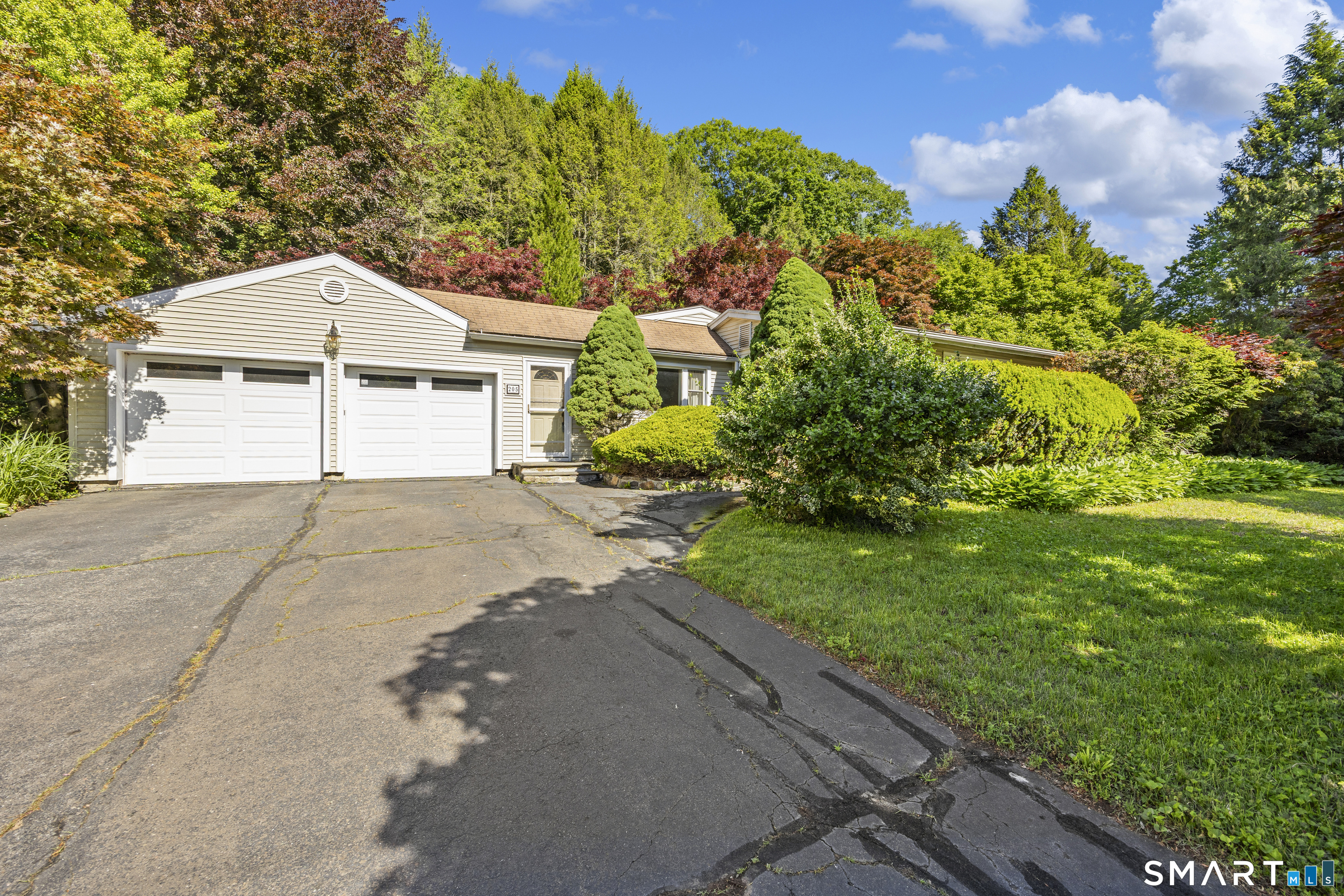 205 Mountain Road Cheshire, CT 06410 - Photo 1 of 40