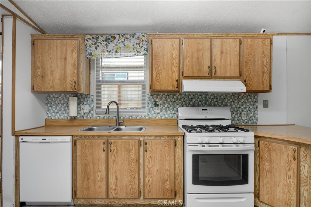 2404 Lebec Oaks Road Lebec, CA 93243 - Photo 20 of 45