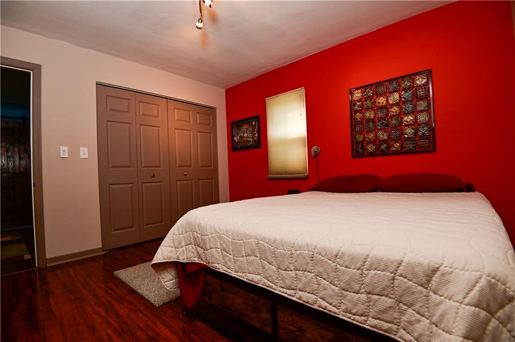 3194 Ridgeway Drive South Park, PA 15129 - Photo 9 of 50