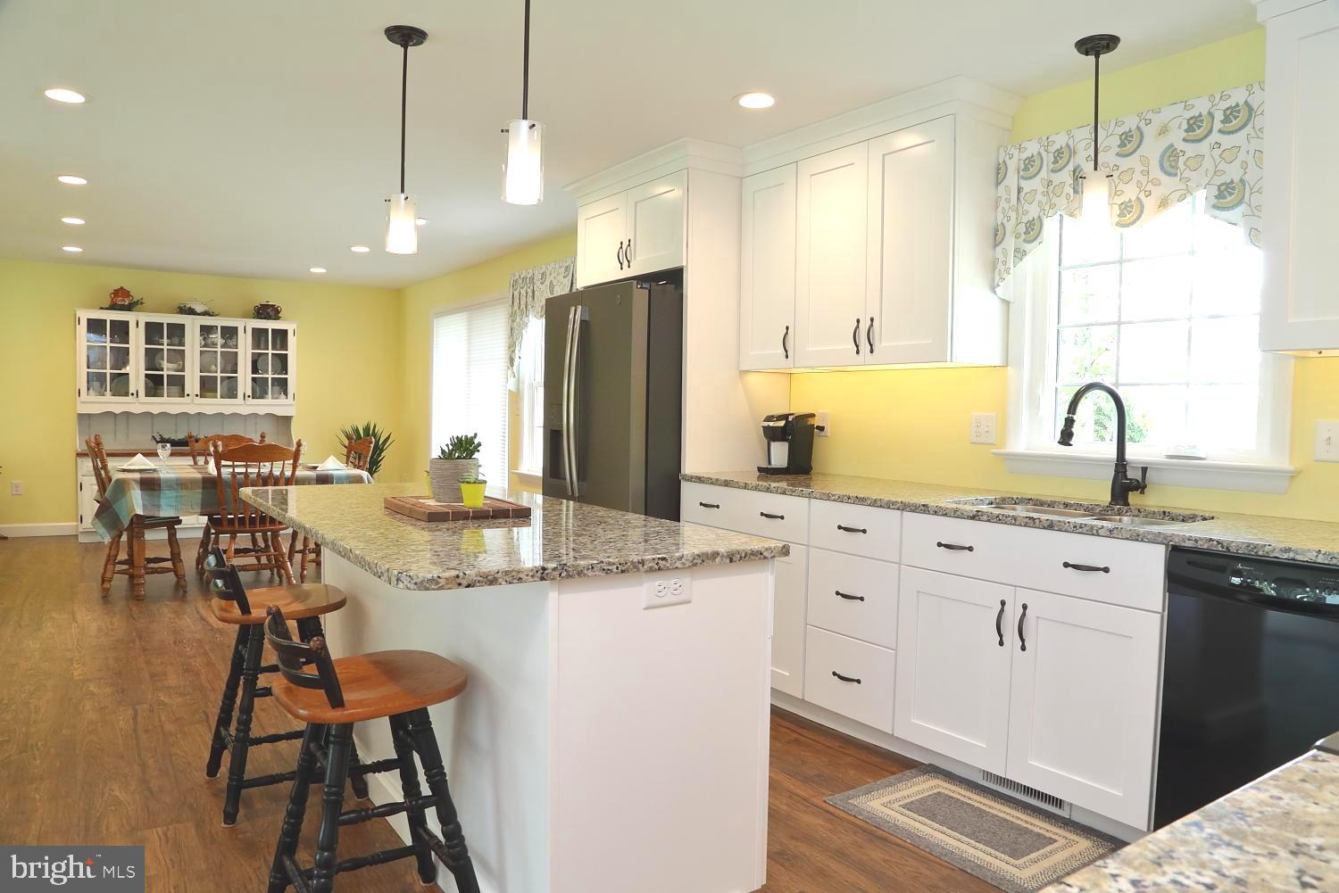 230 Hemlock Road Ephrata, PA 17522 - Photo 14 of 32 Gallery Image 14