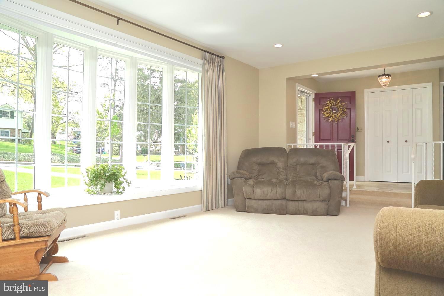 230 Hemlock Road Ephrata, PA 17522 - Photo 8 of 32 Gallery Image 8