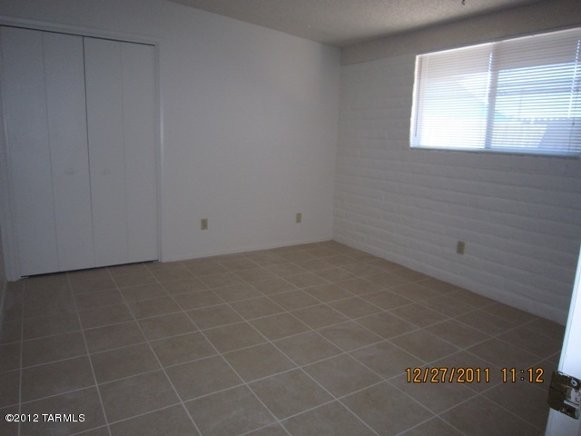 3022 East Presidio Road Tucson, AZ 85716 - Photo 4 of 9