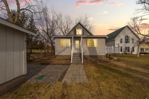 $499,900 | 945 North Reed Street, Waterville, MN 56096