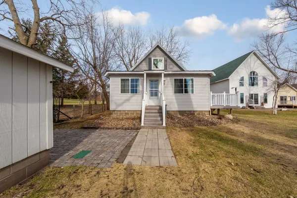 $499,900 | 945 North Reed Street, Waterville, MN 56096
