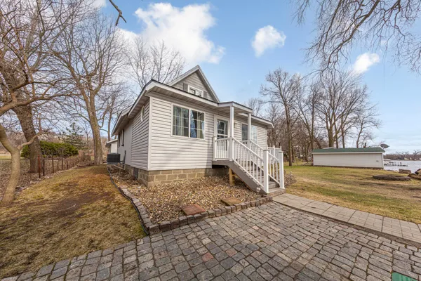 $499,900 | 945 North Reed Street, Waterville, MN 56096