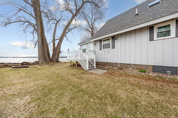 $499,900 | 945 North Reed Street, Waterville, MN 56096